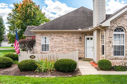 2031 Willow Run Cir, Enon, OH 45323-9785