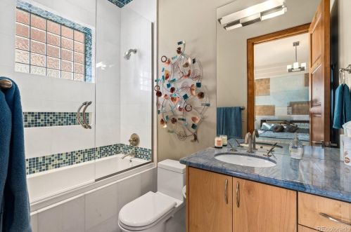15421 Fairway Dr, Denver CO  80022-5221 exterior