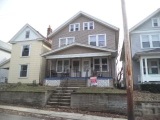 229 Maynard Ave, Columbus OH  43202-3026 exterior