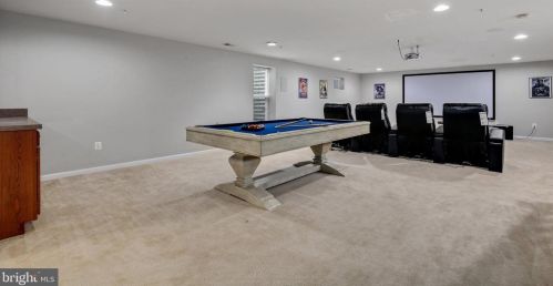 8810 Gunston St, Fulton MD  20759-2308 exterior