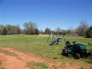 40245 Romulus Rd, Macomb, OK 74852-8618