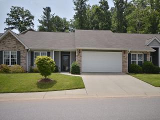 123 Birkshire Way, Fletcher, NC 28732-9605