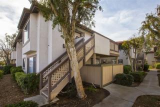9824 Shirley Gardens Dr, Santee, CA 92071-5531