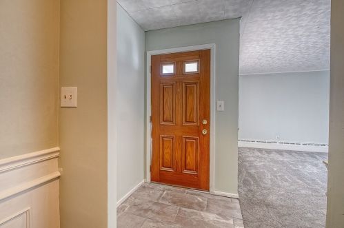 426 Emerson St, Vandergrift PA  15690-1520 exterior