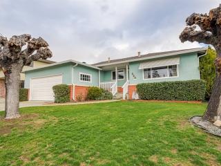 222 Hillcrest Ave, Livermore, CA 94550-3456