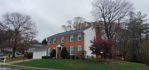 7884 Godolphin Dr, Springfield VA  22153-3310 exterior