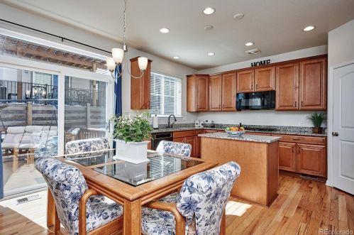 21829 Layton Dr, Aurora CO 80015-4701 exterior