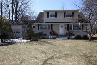 210 Spg Vly Rd, Paramus NJ  07652-4341 exterior