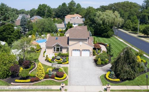 149 Bowne Rd, Tinton Falls NJ  07712-2519 exterior