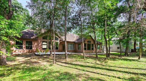 15720 Kuykendahl Ct, Conroe TX  77384-3560 exterior