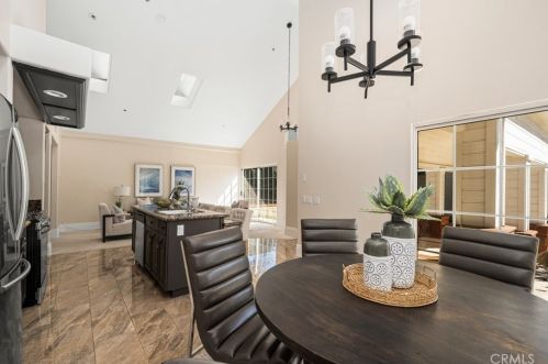 4501 Cerro Vista Dr, Anaheim CA 92807 exterior