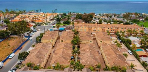 2776 Carlsbad Blvd, Carlsbad, CA 92008-2268