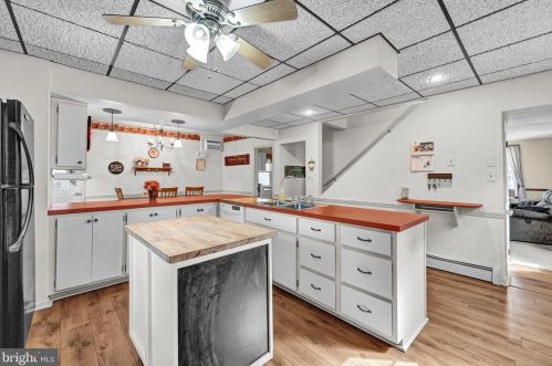 316 Walnut St, Hanover PA 17331-2536 exterior