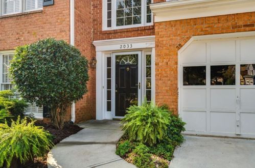 2033 Drogheda Ln, Marietta, GA 30066-6593