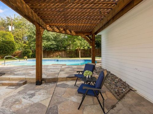 4344 Selkirk Dr, Fort Worth TX  76109-5043 exterior