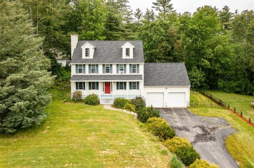 21 Taylor Rd, Dover, NH 03820-3658