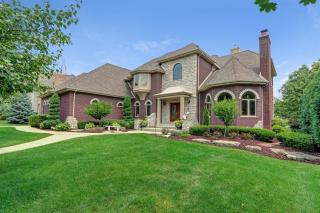 27 Pine Needles Dr, Lemont, IL 60439-7741