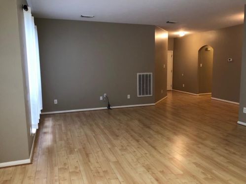 2726 Glen Cullen Ln, Pearland, TX 77584-4955