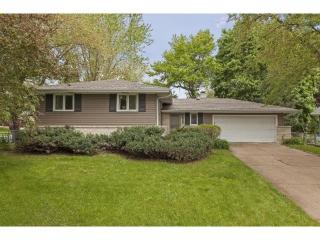 6016 Birchwood Rd, Saint Paul, MN 55125-2043