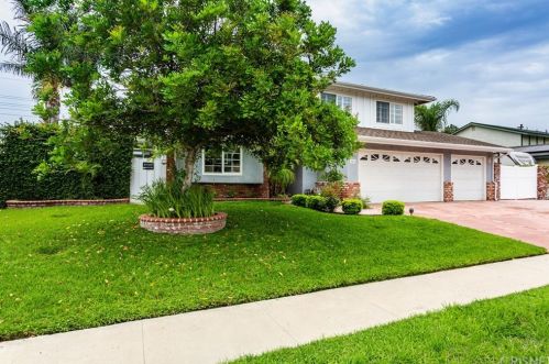 1568 Downing St, Simi Valley, CA 93065-2030