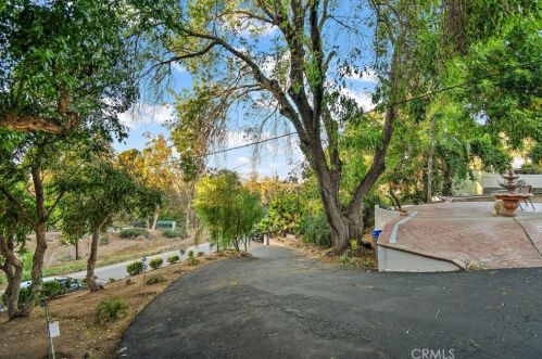5064 Myrtle Ave, Riverside CA  92506-1423 exterior