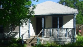 152 B St, Lemoore CA  93245-2922 exterior