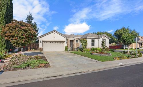 1915 Belmont Pl, Manteca, CA 95337-8417
