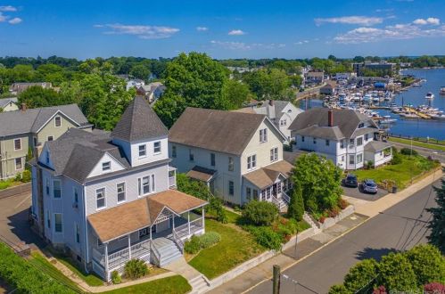 3 Betts Pl, Norwalk, CT 06855-1830