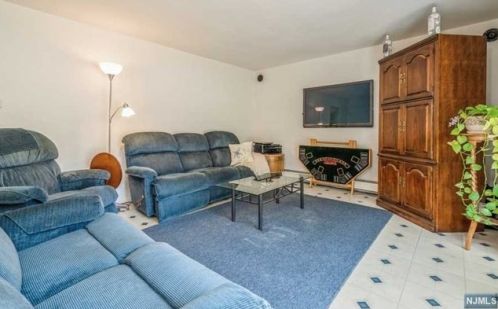 23 Meadow Ln, Hackettstown NJ  07840-4115 exterior