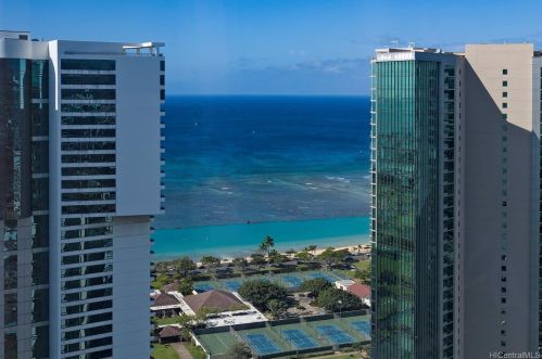 1189 Waimanu St, Honolulu HI  96814-4235 exterior