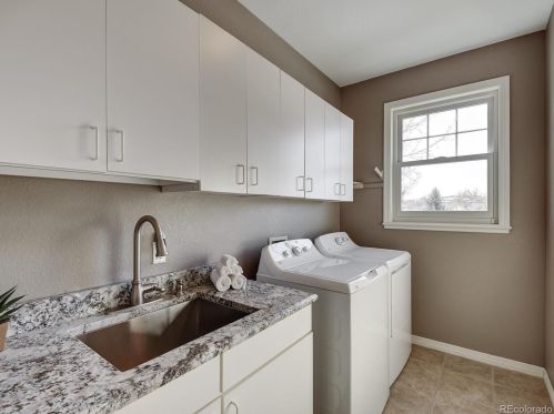 19206 Fair Dr, Aurora CO 80016-3852 exterior