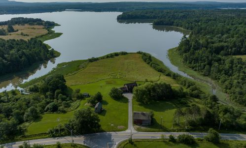 4 Dunbar Rd, Penobscot, ME 04476-3626