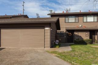 672 Shadowview Ct, Turlock, CA 95382-0951
