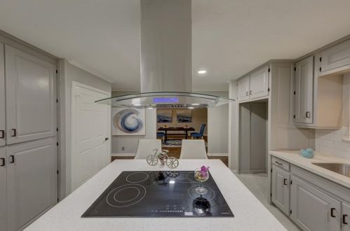 2029 Pond Shore Dr, Angleton TX 77515-7483 exterior