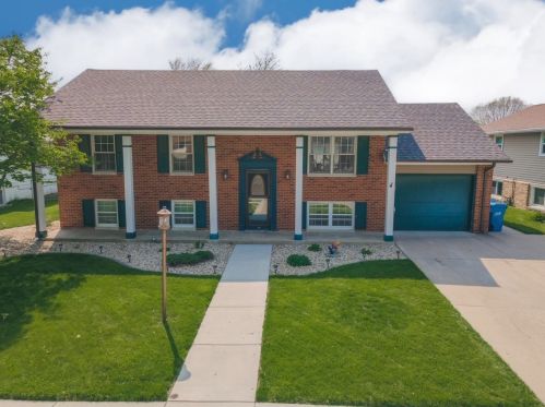 819 Mohave Dr, Swygert, IL 61764-1521