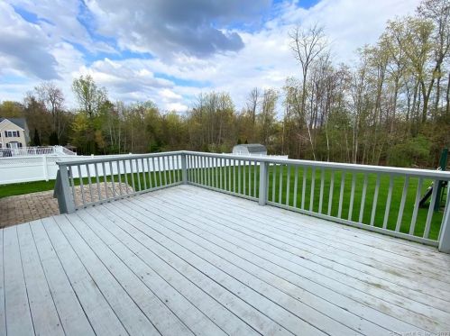 560 Wood Duck Dr, Torrington CT  06790-2587 exterior