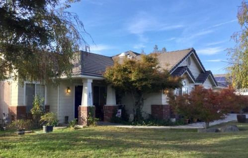 1805 Jasmine Ave, Navelencia, CA 93654-8806