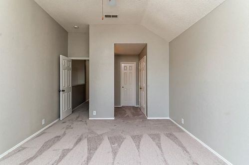 4621 Parkview Ln, Fort Worth TX  76137-5457 exterior