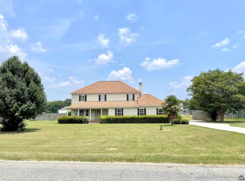 229 Mount Zion Rd, Bonaire, GA 31005-4442