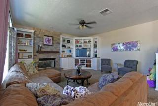 2845 Merle Ave, Modesto, CA 95355-9751