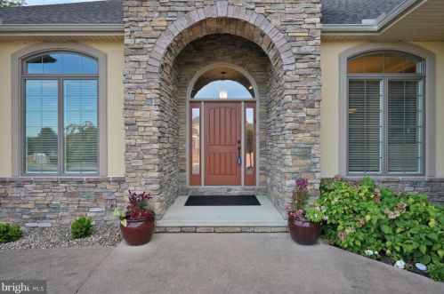 2388 Via Toscana, Harrisburg, PA 17112-7000