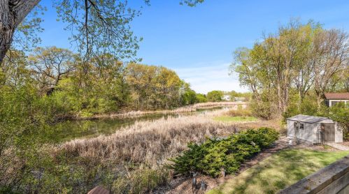 2242 Grospoint Ave, Saint Paul MN  55128-4402 exterior