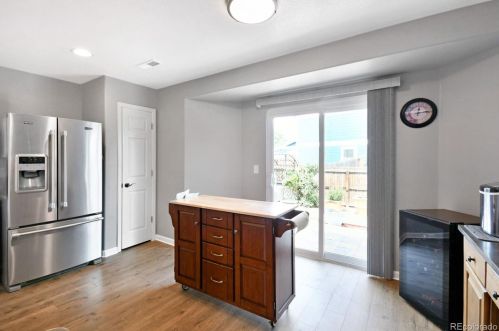 883 Willow Dr, Denver CO  80603-7762 exterior