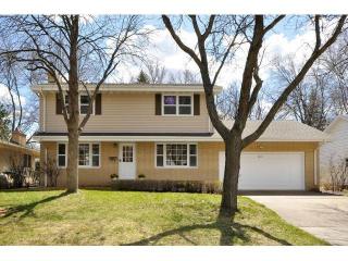 6807 45 Pl, Minneapolis MN  55428-5001 exterior