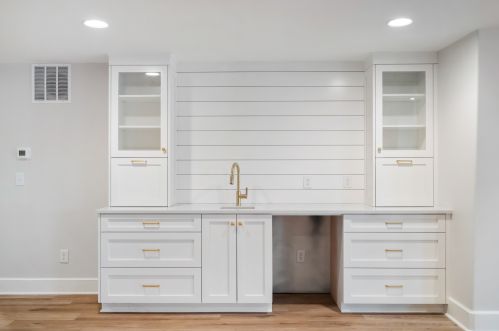 2731 Arden Rd, Atlanta GA  30305-1913 exterior