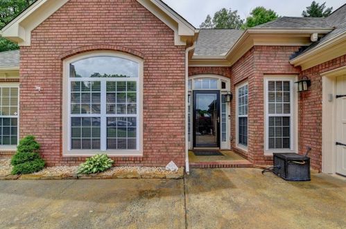 3200 Golden Spring Dr, Buford, GA 30519-7833