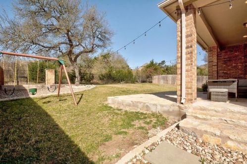 829 Catalina Ln, Austin TX  78737-4715 exterior