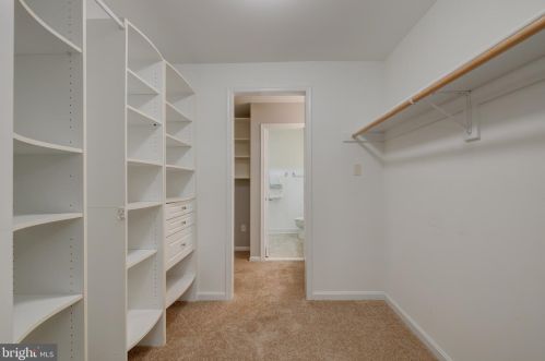 7136 Game Lord Dr, Springfield VA  22153-1318 exterior