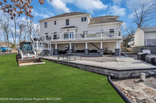 284 Friendship Rd, Wall Township NJ  07731-1970 exterior