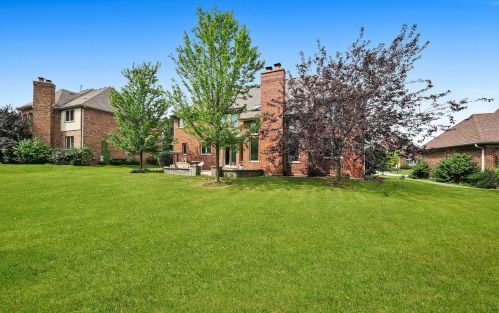 12465 Thornberry Dr, Lemont IL  60439-4616 exterior